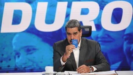 Trump apunta a Maduro y el misil le estalla a la oposición venezolana