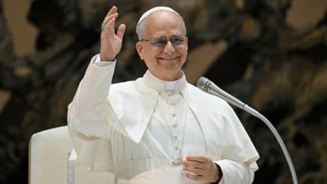 Leone XIV elogia la Curia. “I Papi passano, voi rimanete”