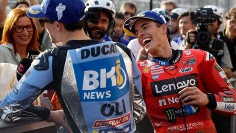 Los Márquez corren en territorio Bagnaia