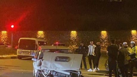 Karabük'te iki otomobil çarpıştı: 4 yaralı