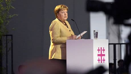 Rätsel um Porträt: Merkel-Gemälde fehlt weiterhin im Kanzleramt