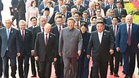 Çin’den güç gösterisi: Şi Cinping, Putin ve Kim aynı karede