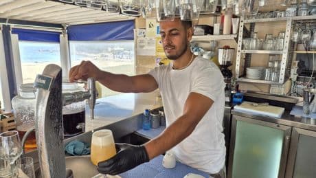 La cerveza, el ron y la ginebra se agarran a las 0,0, el turismo y los festivales para frenar la caída del consumo en España