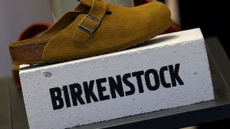 Schuhhersteller: Birkenstock-Großaktionär verkauft Milliarden-Aktienpaket