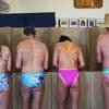 “Democratieworst” en stemmen in badkledij: verkiezingsdag in Australië gaat gepaard met grappige tradities