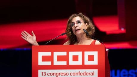 Montero dice que el PSOE &quot;no ampara&quot; la corrupción y ataca al PP: &quot;No somos lo mismo, no actuamos igual&quot;