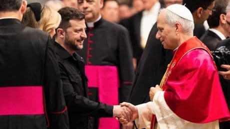 Appuntamento in Vaticano, Putin e Zelensky discutono su come terminare la guerra