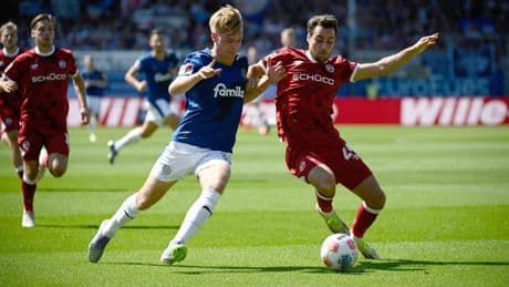 Zweite Bundesliga: Bielefeld bleibt Spitzenreiter – Rekord bei Hertha BSC