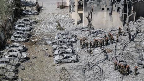 El alto el fuego auspiciado por EE.UU. entre Irán e Israel se mantiene inestable
