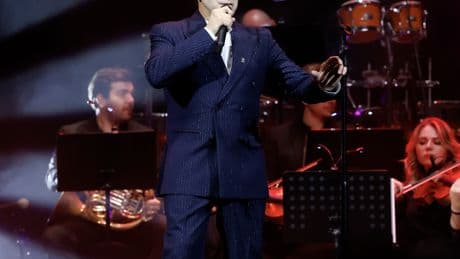 Mario Frangoulis So In Love turnesiyle Türkiye'nin dört bir yanında