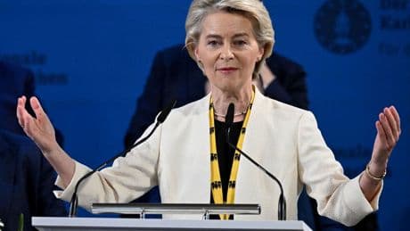 Karlspreis-Verleihung: Von der Leyen will "unabhängiges Europa"