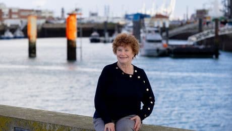 Success-story : Nadine Mousselet, l’auteur de polars autoédités qui secoue le monde de l’édition