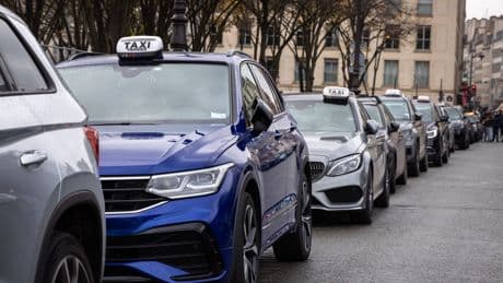 Taxis sanitaires : cette exception française devenue insoutenable