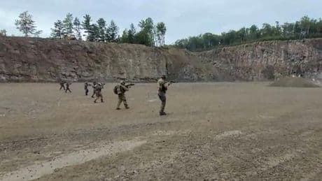 Canada : quatre personnes, dont des militaires, arrêtées pour avoir projeté de prendre le contrôle d’un territoire au Québec par la force
