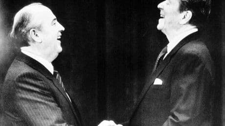 Da Eisenhower-Krusciov fino a Reagan-Gorbaciov: obbligati a doversi parlare