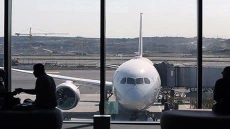 Powerbank uçağın rotasını değiştirdi! Pilot İstanbul'a geri dönüş kararı aldı