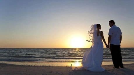 Menos bodas en Bizkaia: bajan las uniones por la Iglesia y suben las de personas del mismo sexo