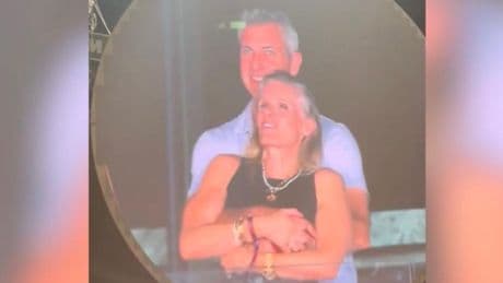 Virales Fremdgeh-Video: Auch die Kiss-Cam-Frau ist jetzt ihren Job los