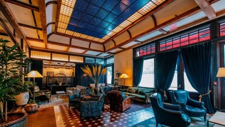 I lived in New York for seven years and this is, without doubt, the best hotel in the city