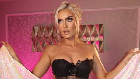 Niemand wusste das? - Porno-Panne um neuen WWE-Star