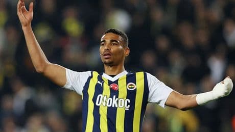Fenerbahçe yönetimi Djiku'nun transferinde ikiye bölündü