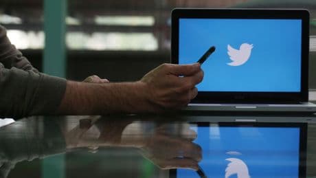 Startup backed by Reddit co-founder helps Twitter users block trolls