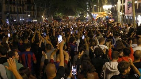 Siete detenidos durante la celebración del título de Liga del Barça en Canaletes