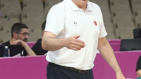 Potanın Perileri'nde ayrılık: Ekrem Memnun