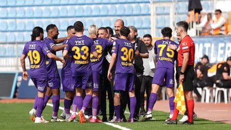 Arda Turan, Eyüpspor'a veda etti!
