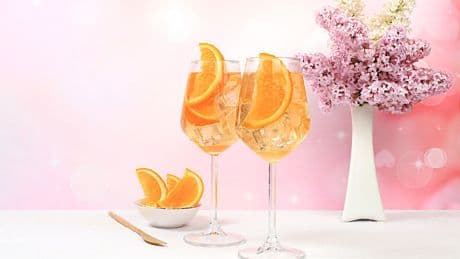 Orangecello Spritz: Lust auf ein neues Geschmackserlebnis? Dann probieren Sie diesen Sommerdrink