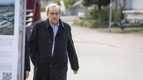 Schock am frühen Morgen - 20 Trophäen weg! Fußball-Ikone Platini überfallen