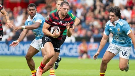 Top 14 : Toulouse et Bayonne enchaînent, La Rochelle fait plier Clermont, le Stade Français coule à Pau