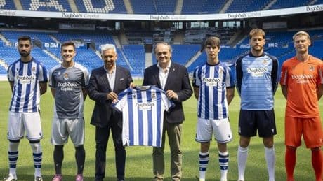 La Real Sociedad elimina de su camiseta un león, la imagen de su nuevo patrocinador principal