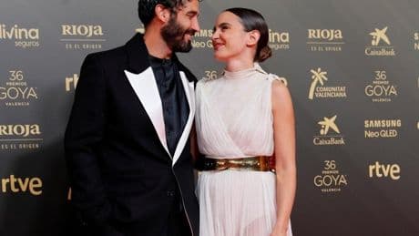 Álex García llora la pérdida de Verónica Echegui, exnovia con la que compartió 13 años de relación
