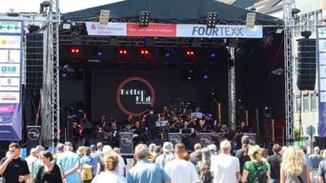 Solingen: Applaus bei »Andenken-Konzert« für Anschlagsopfer