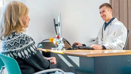 Arztsuche und Hausärzte: „Es findet oft ungezieltes Doktor-Hopping und -Shopping statt“