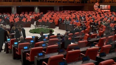 TBMM Dijital Mecralar Komisyonu toplantısında gerginlik