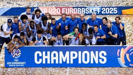 L'Italia U20 campione d'Europa pi&ugrave; forte degli insulti razzisti: &quot;Grazie, ci avete caricato&quot;