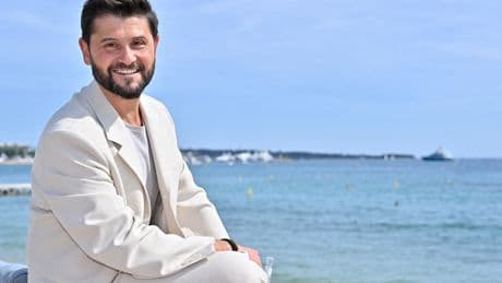 «Des coups de clubs de golf sur la tête»: l’animateur Christophe Beaugrand et son mari victimes d’un violent home-jacking