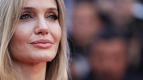 Filmicoon Angelina Jolie viert haar 50e verjaardag