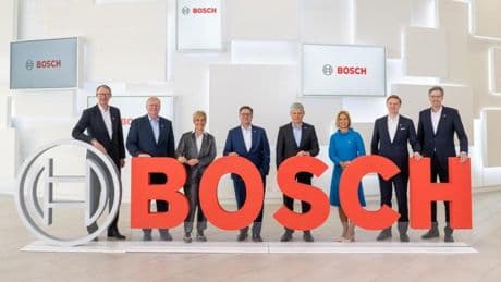 Bosch sferza l'Ue: consolidare l'economia per difendere la democrazia