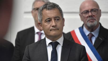 « Votre incroyable travail » : la lettre de Gérald Darmanin aux agents pénitentiaires