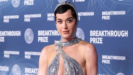 Vor historischem Flug ins All: Katy Perry posiert schon im Astronauten-Look