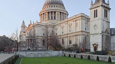 Una vengativa y adúltera aristócrata inglesa de hace 700 años mandó asesinar a sangre fría a su amante sacerdote a pleno día en Londres