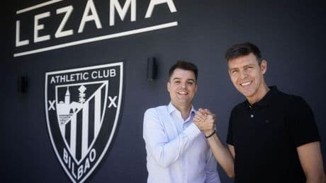 Sergio Navarro, que se fue de Lezama por «motivos familiares», entrena a un club húngaro