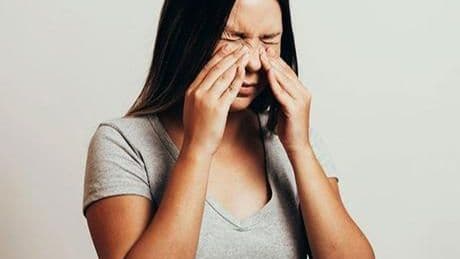 Sinüzit deyip geçmeyin! Enfeksiyon gözlere, beyne ve akciğerlere yayılıyor