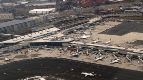 US plans to reduce flights at Newark Airport as air traffic control problems mount