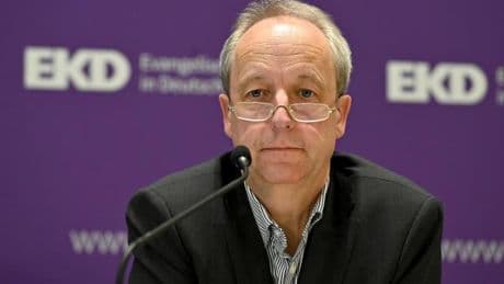 Berliner Bischof trifft sich mit zurückgewiesenen Somaliern