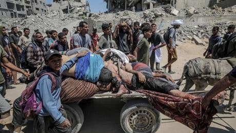 Israel mata a tiros a 73 palestinos que hacían cola en Gaza para recibir ayuda humanitaria