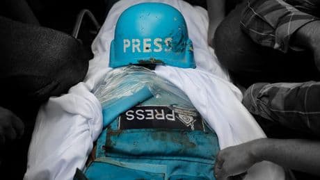 Soykırımcı İsrail, İran'da 12 gazeteciyi katletti